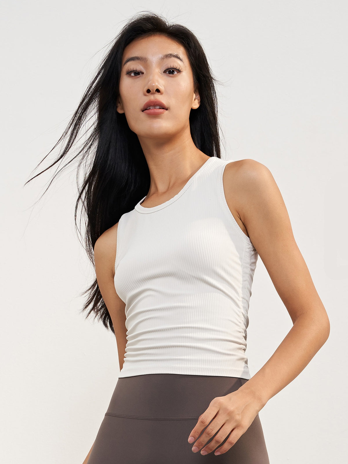 Women's ribbed slim yoga sports T-shirt with slim waist and round neck sports top sleeveless bottom Fitness vest
