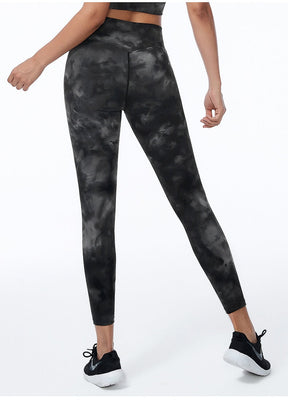 Womens Tie Dye Leggings - Tie Dye Gym Leggings Tie Dye Yoga Leggings, Sweaty Betty Tie Dye Leggings for Fall, Winter - Black and Grey | Sheveve.com